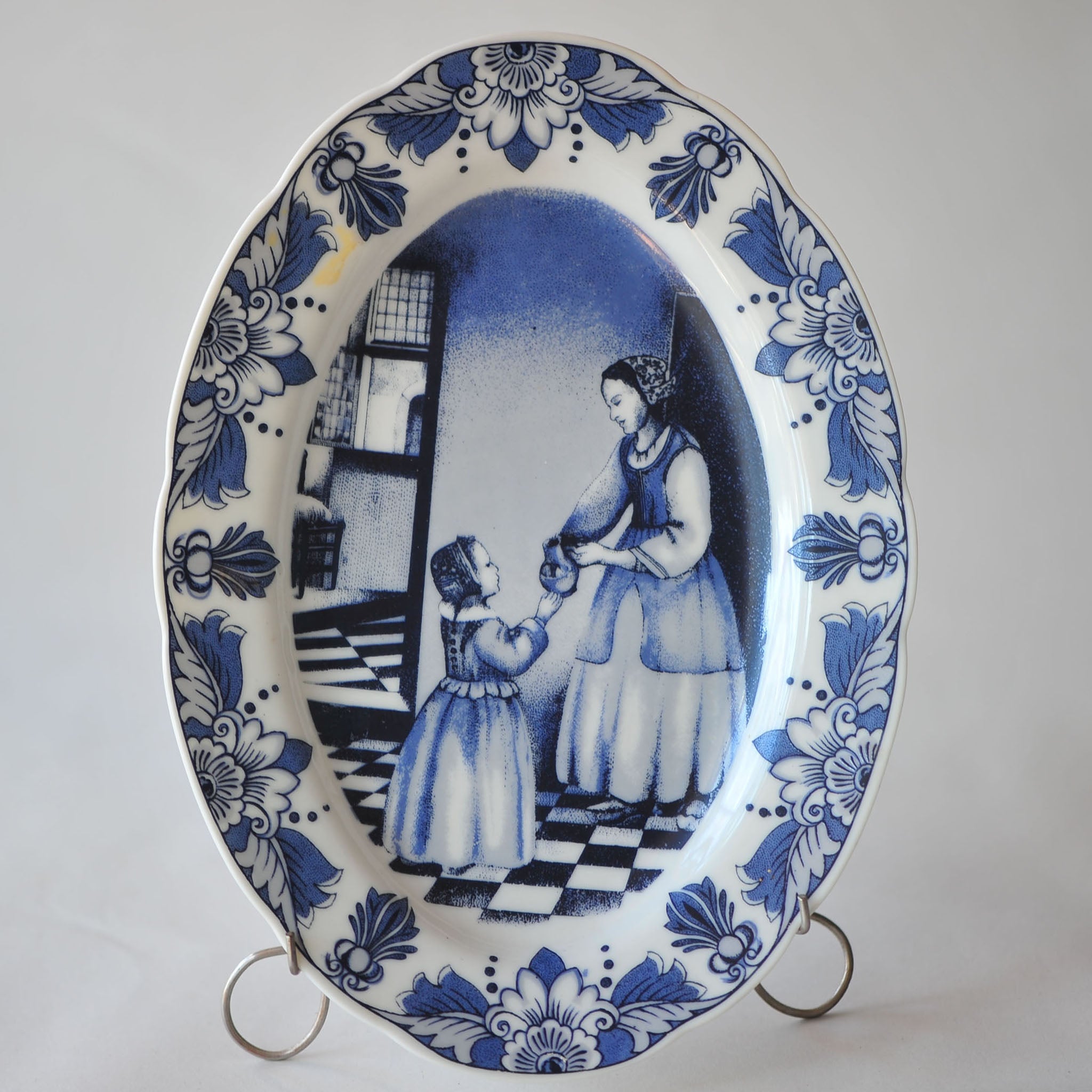 Delft Blue Oval Platter — Mother & Daughter Interior Scene