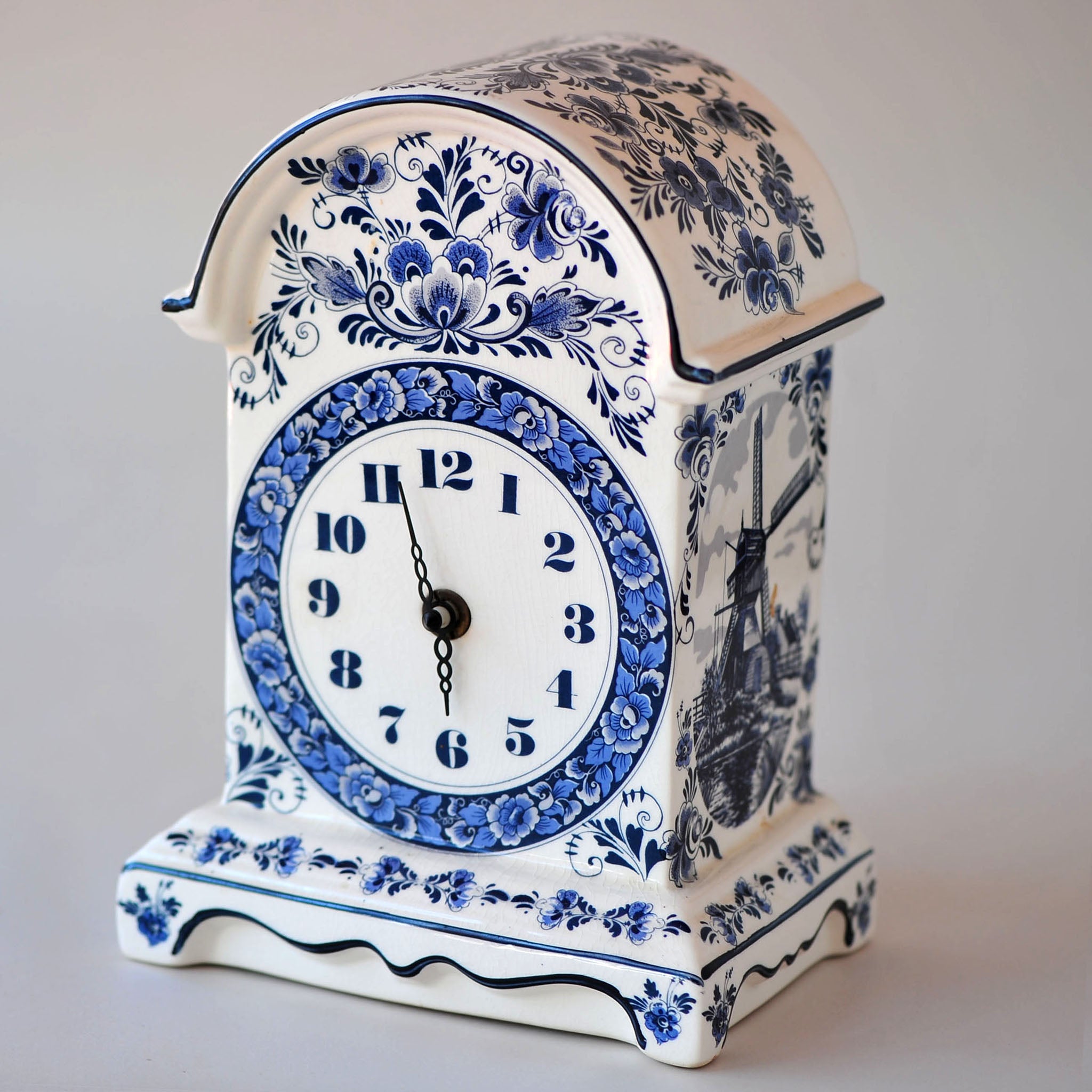 Delft Blue Mantel Clock — Special Limited Collectors Edition