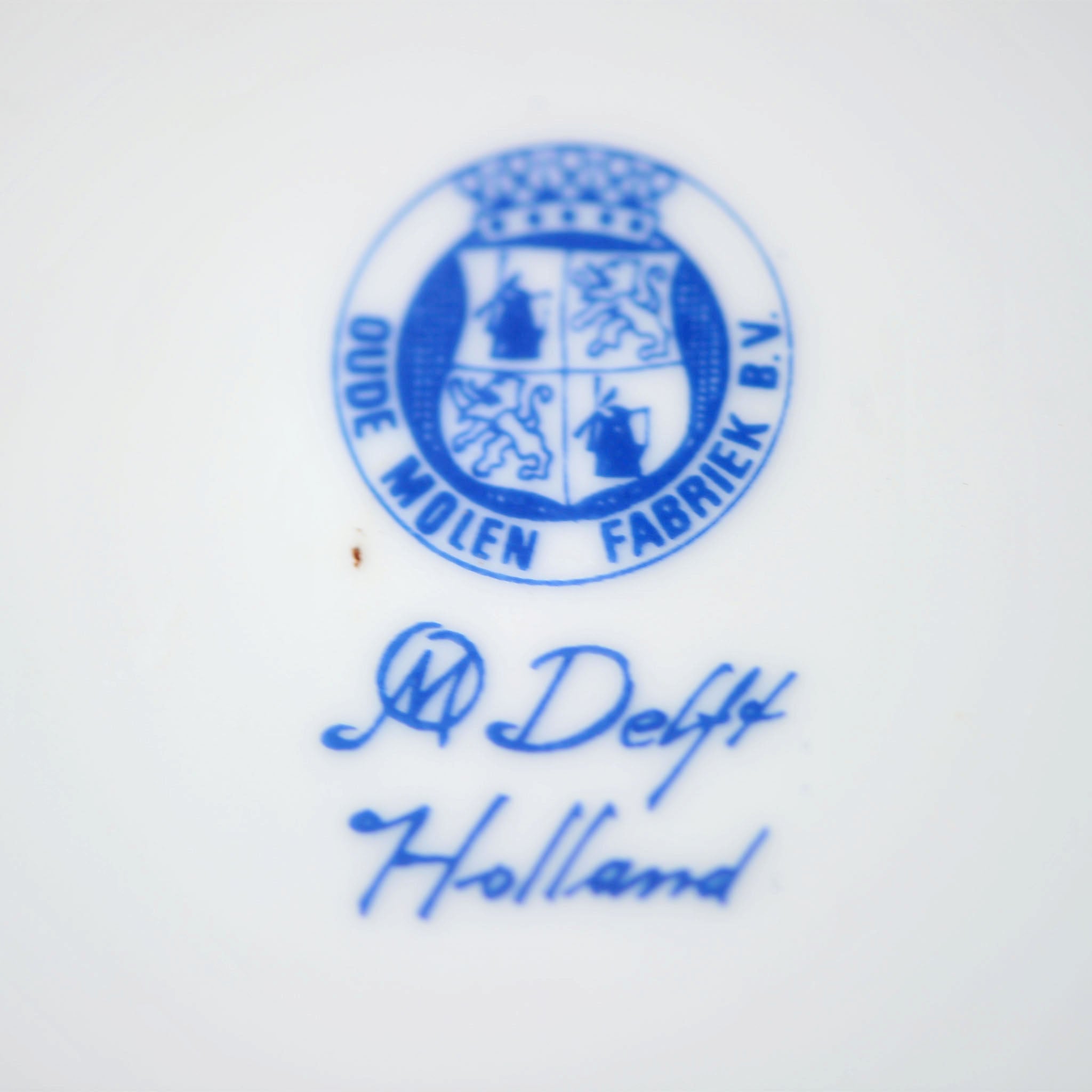 Oude Molen Delft Blue Plate — Windmill & Sailboat Canal Scene