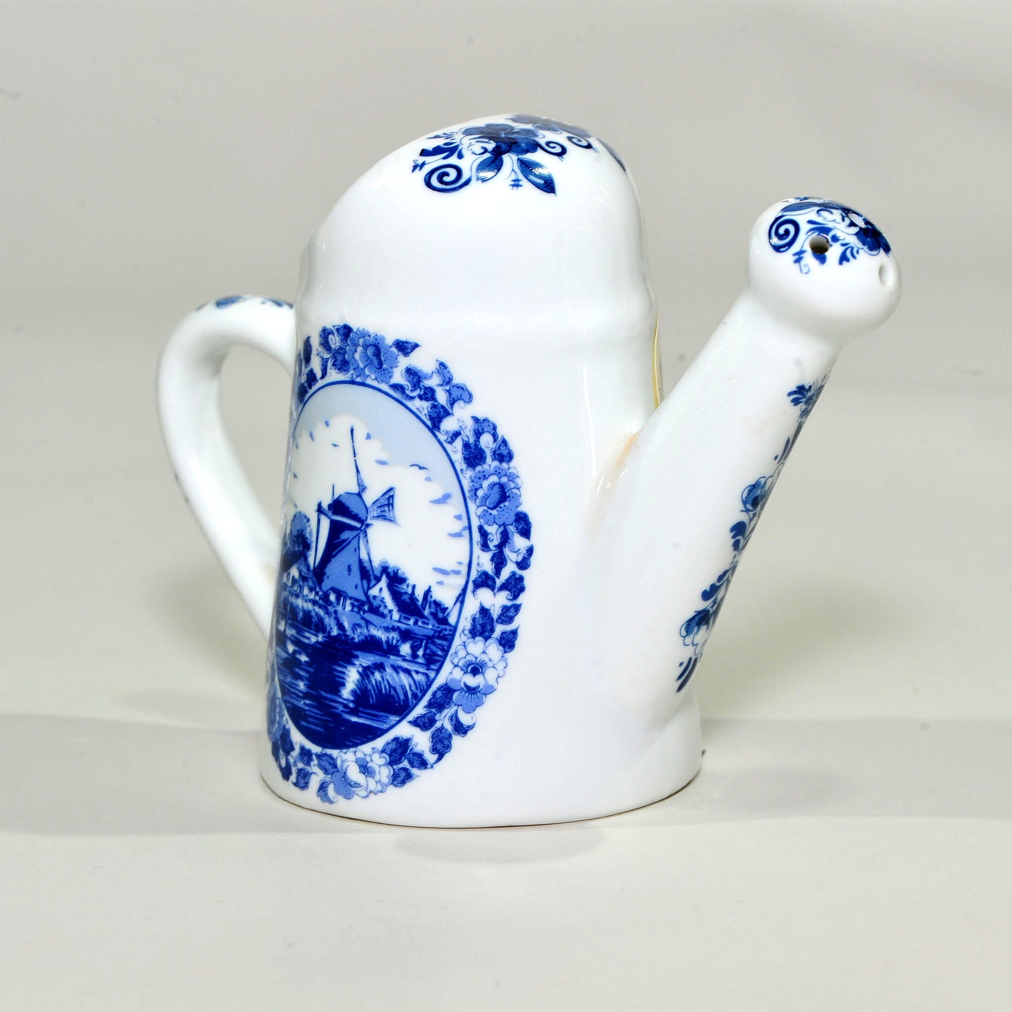 Delft Blauw Miniature Watering Can — Windmill Landscape Scene, Decorative Novelty Jug, 10cm