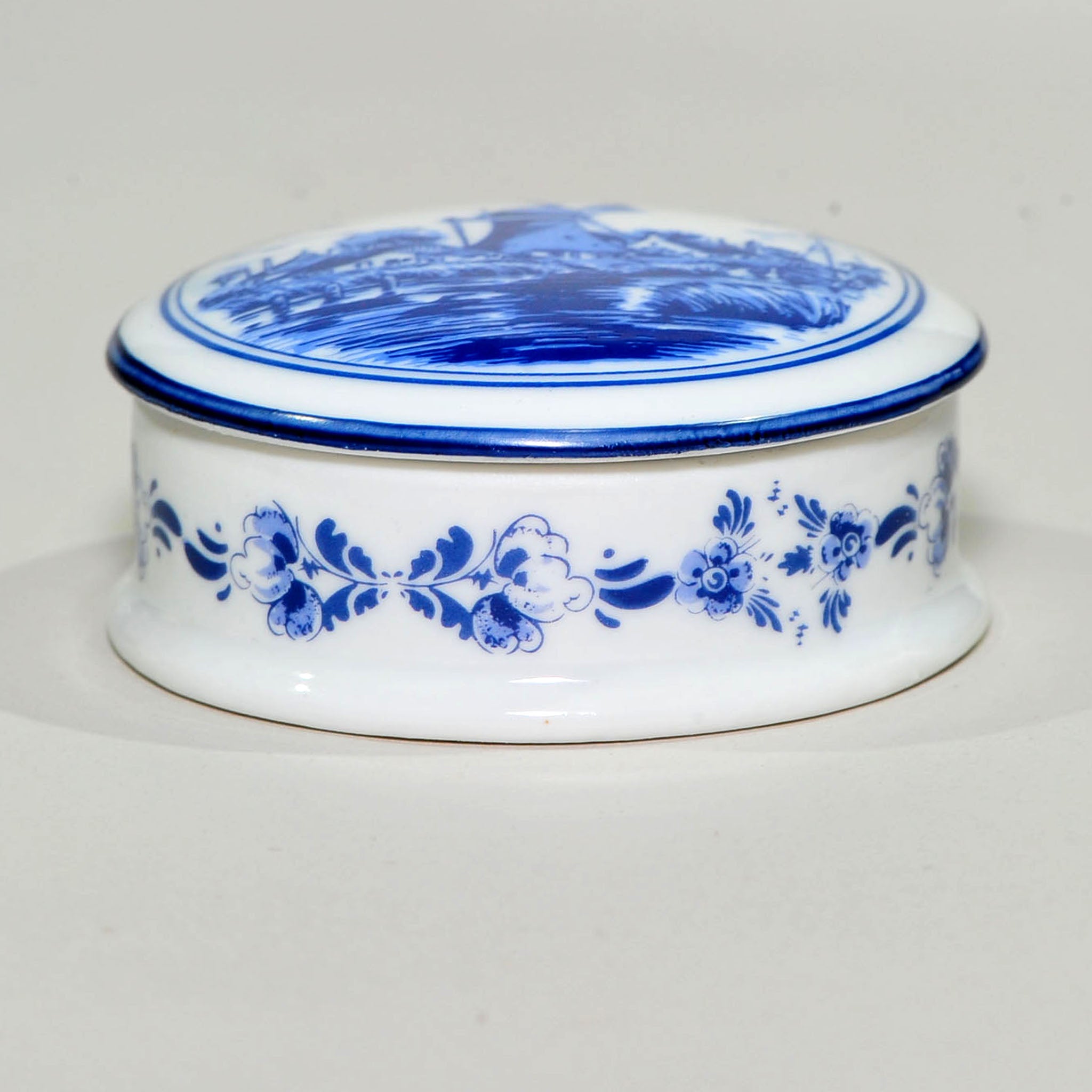 Delft Blauw Round Lidded Trinket Box — Windmill Canal Scene, 7.5cm