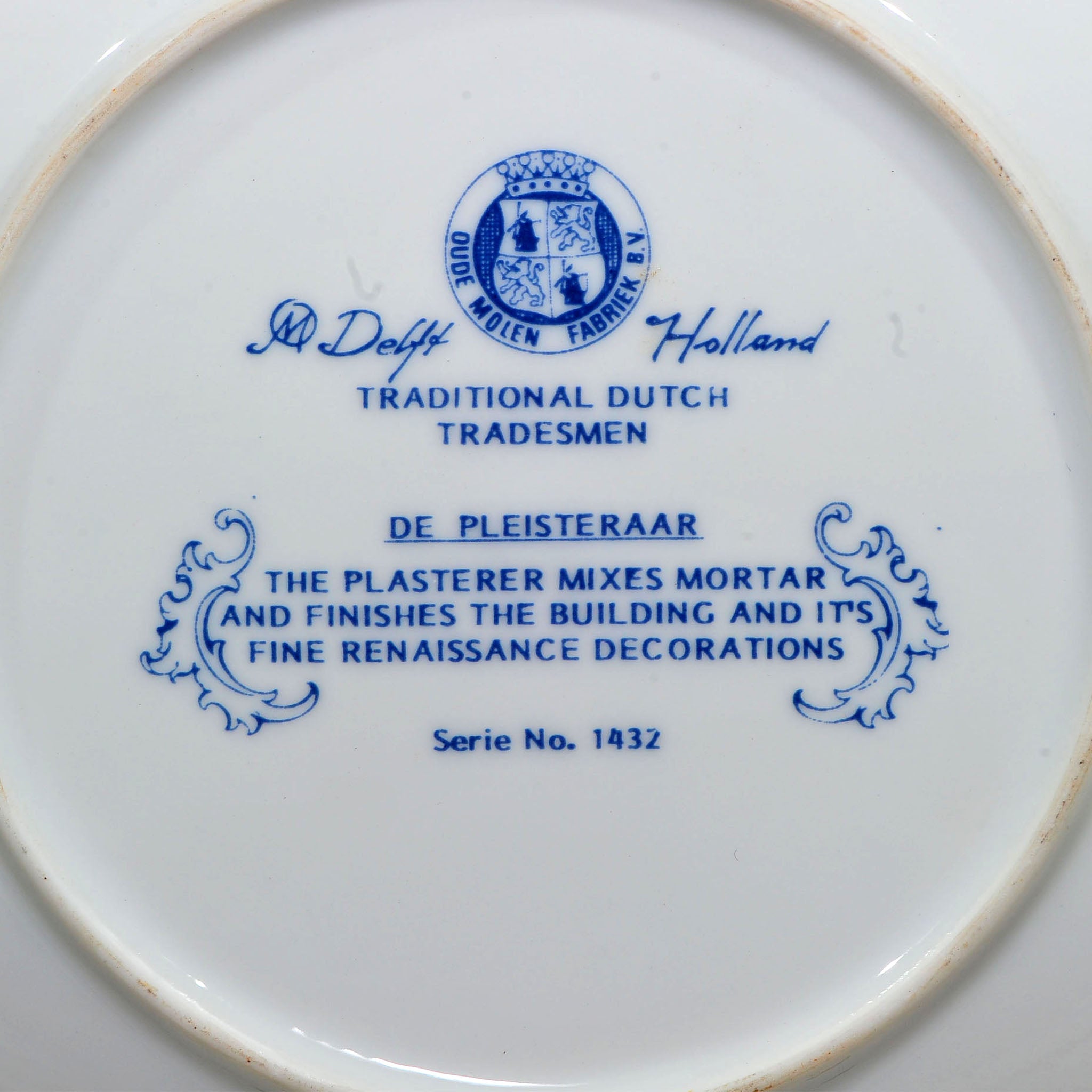 Oude Molen Delft Blue Plate — "De Pleisteraar" (The Plasterer)