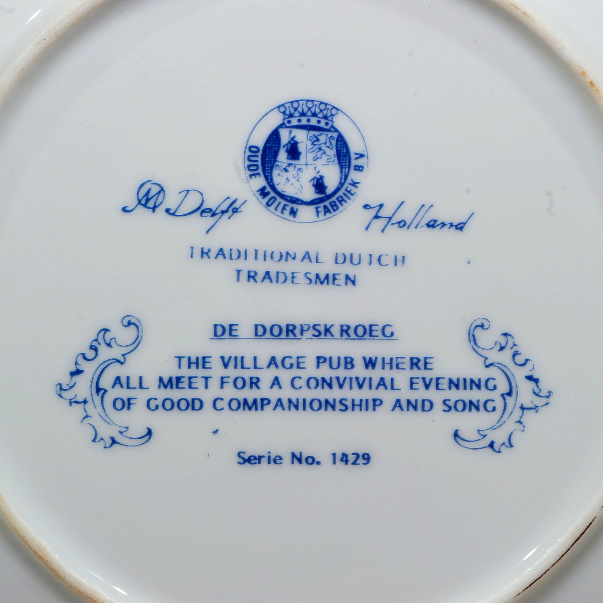 Oude Molen Delft Blue Plate — "De Dorpskroeg" (The Village Pub)